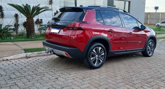 PEUGEOT 2008 1.6 16V THP FLEX GRIFFE 4P AUTOMÁTICO